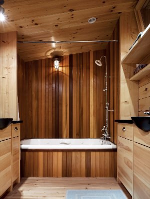 Отделка ванной комнаты деревянной вагонкой