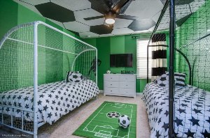 Детская комната в стиле футбола