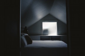 Комната с выключенным светом