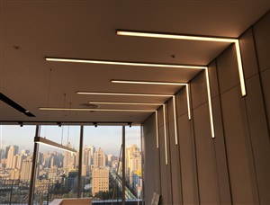 Накладные линейные светильники стена потолок