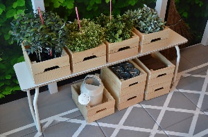 Деревянные ящики в интерьере кухни