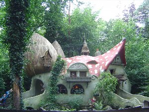 Сказочный дом гриб