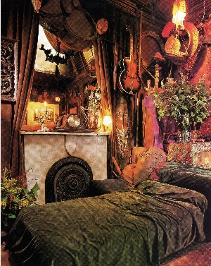 Комната в ведьминском стиле