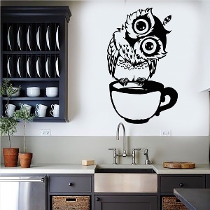 Рисунок на стене в кухне