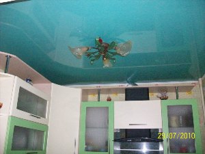 Натяжной потолок кухня хрущевка