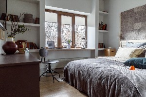 Дизайн подоконника в спальне