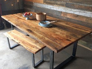 Дизайнерские столы из дерева для кухни