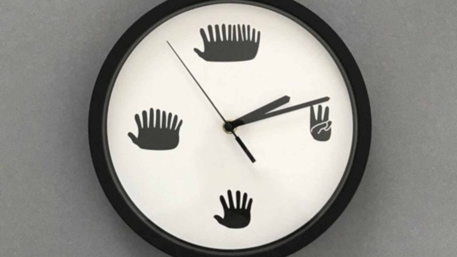 Смазать настенные часы. Дизайнерские часы. Часы настенные Минимализм. Часы Минимализм. Настенные часы в стиле Минимализм.
