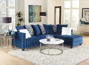 Ковер к синему дивану
