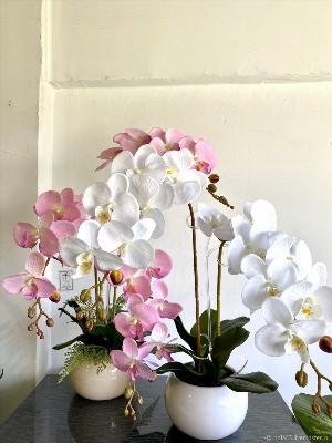 Композиции из искусственных орхидей для интерьера