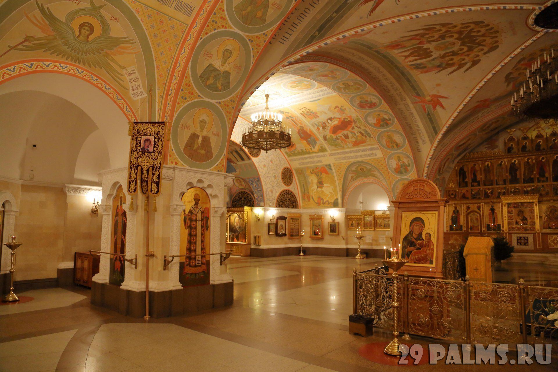 Храм Христа Спасителя в Москве изнутри