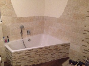 Гибкая плитка для стен в ванной