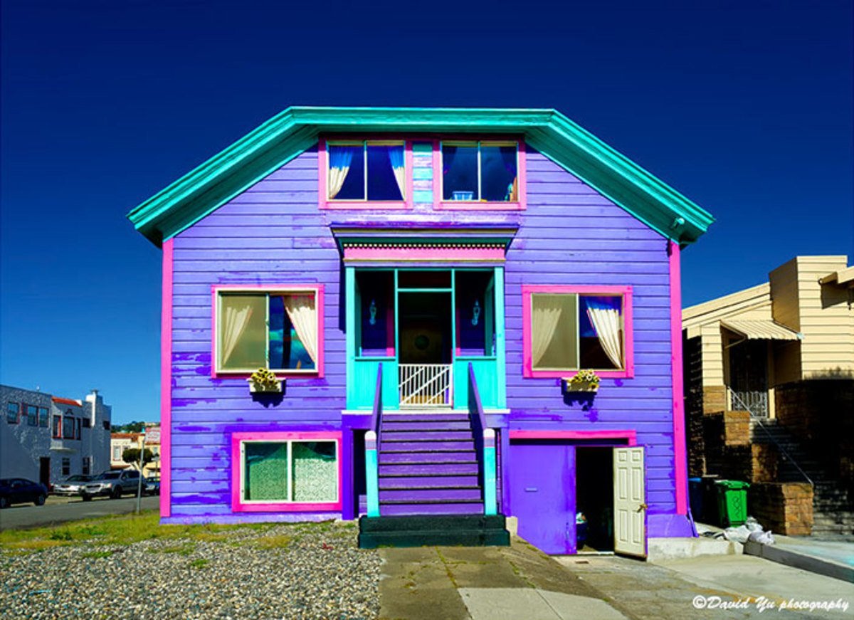 Цветной дом. Яркие фасады домов. Разноцветный дом. Цветные фасады домов.