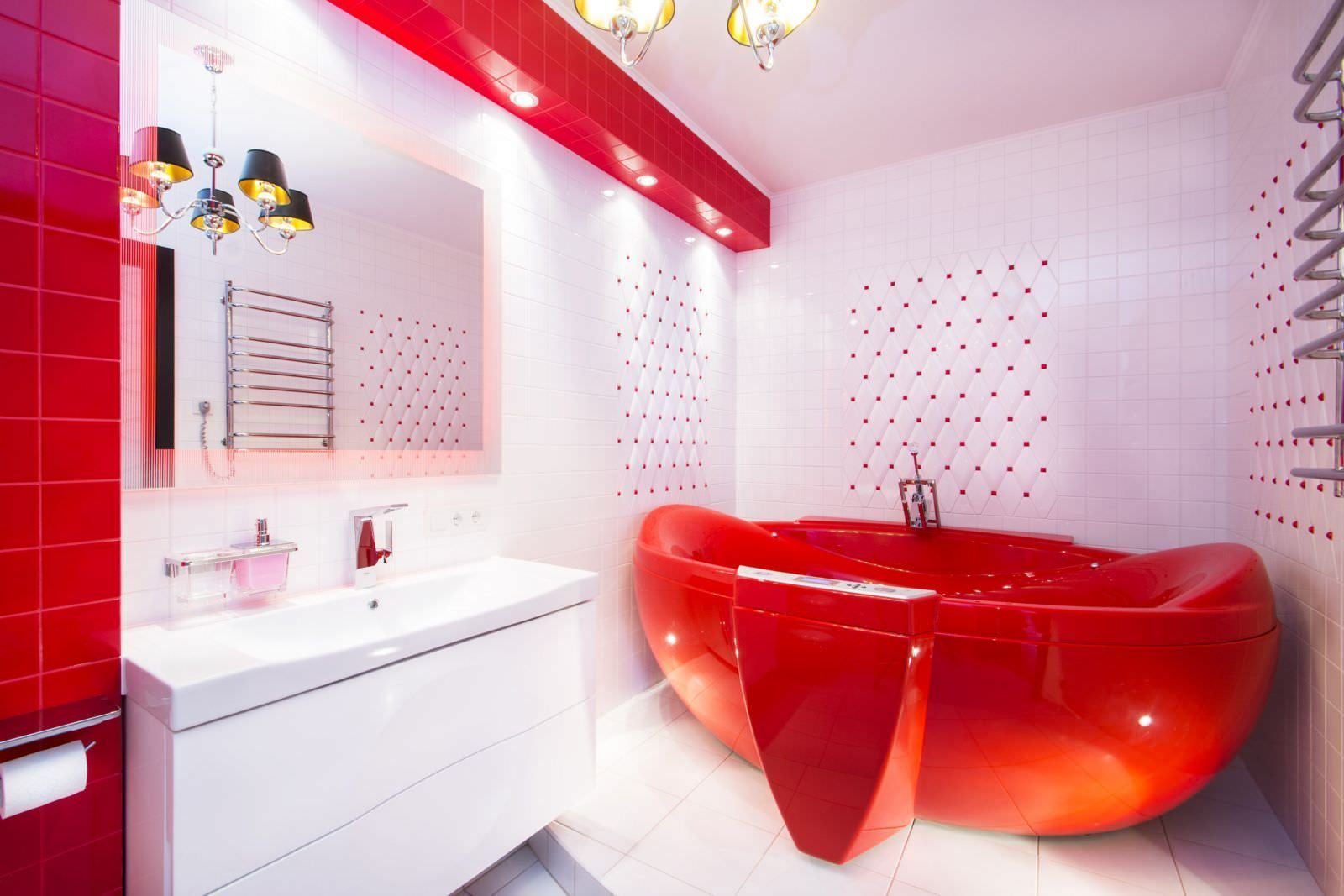 Интерьер ванной комнаты красного цвета (39 фото)