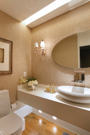 Дизайн ванных комнат в теплых тонах