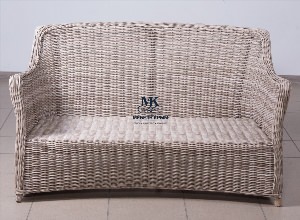 Плетеный диван