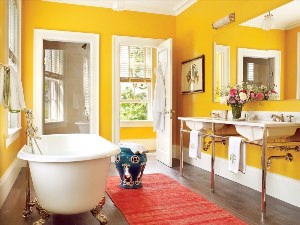 Ванная комната в желтом цвете