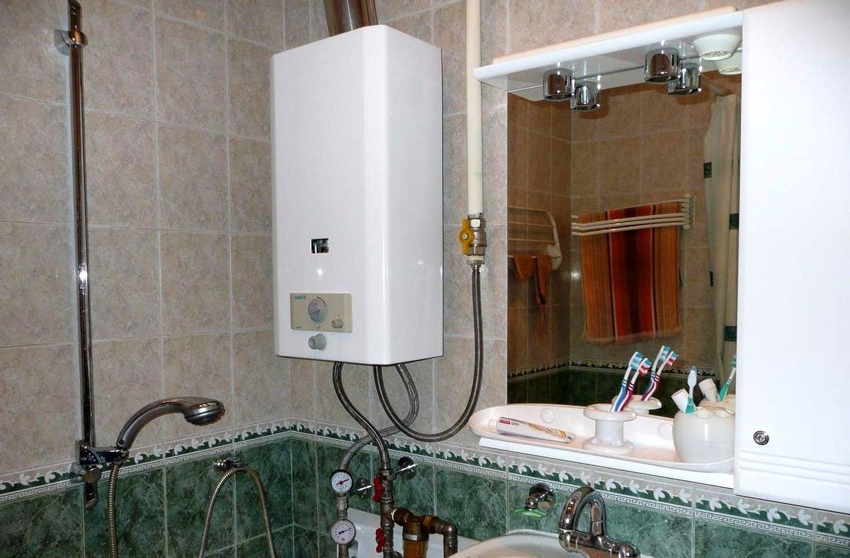 Дизайн ванной комнаты с газовой колонкой