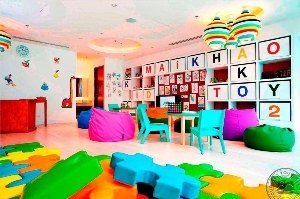Яркие интерьеры детских игровых комнат