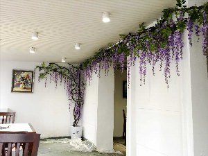 Искусственные висячие цветы для домашнего интерьера