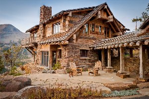 Каменно деревянные дома