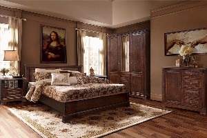 Классическая спальня с темной мебелью