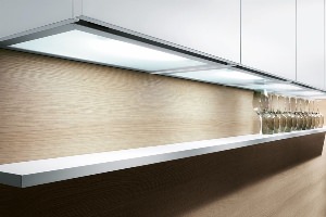 Встроенная подсветка для кухни под шкафы
