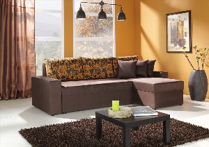 Кофейный диван в интерьере