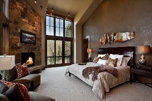Спальня с камином в современном стиле