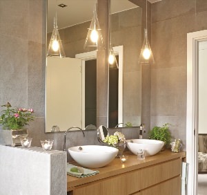 Подвесные потолочные светильники для ванной комнаты