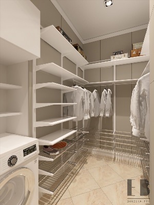 Гардеробная комната со стиральной машиной