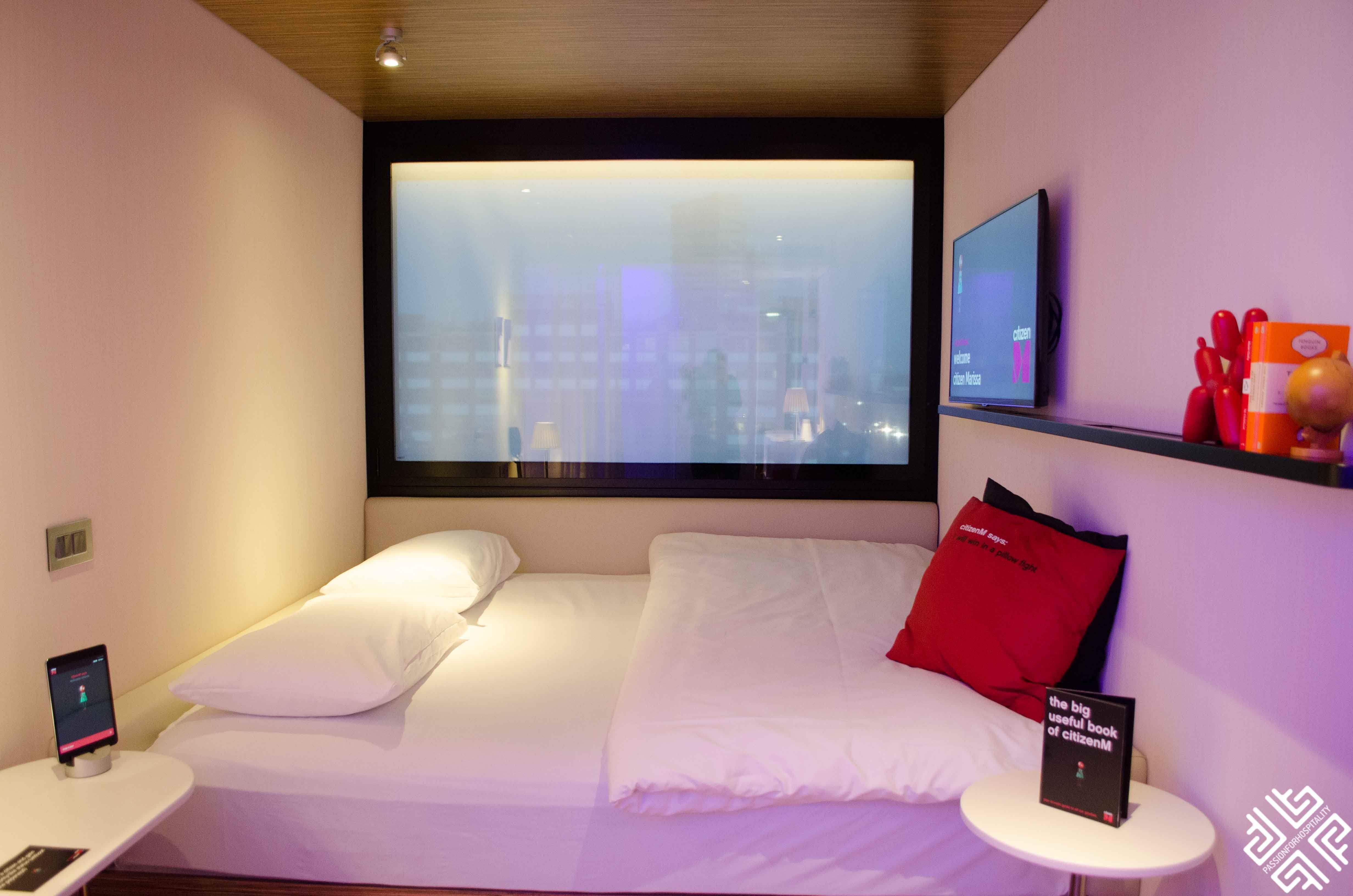 Smart room дизайн москва отзывы. CITIZENM Hotel Room. Гостиница CITIZENM В Нью-Йорке или YOTEL В Лондоне.. Отеля CITIZENM С 370. Citizen m.