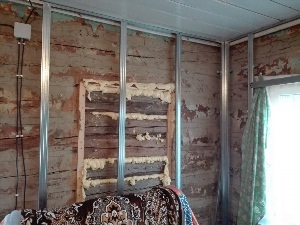 Отделка стен гипсокартоном в деревянном доме