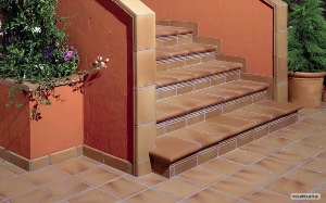 Подступенки для лестницы из плитки