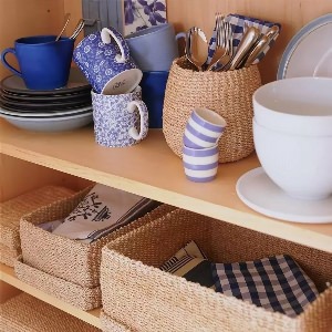 Плетеные корзины в интерьере кухни
