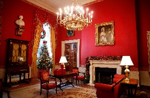 Красная комната белого дома
