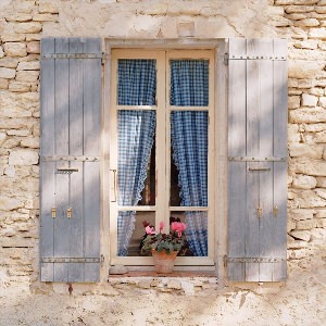Ставни на окна для дачи деревянные