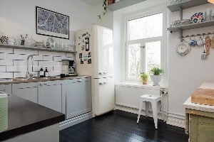 Кухни без навесных шкафов в интерьере