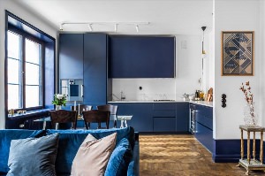 Кухня гостиная в синих тонах