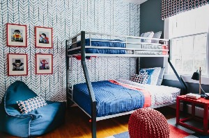 Комната для мальчиков с двухъярусной кроватью