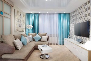 Дизайн гостиной с бирюзовыми шторами