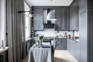 Кухни серого цвета