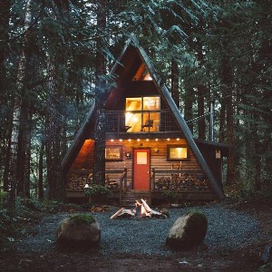 Уютный домик в лесу