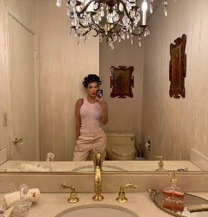 Ванная комната Ким Кардашян