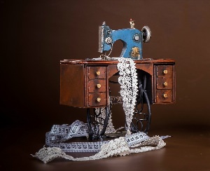 Швейная машинка в интерьере