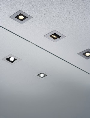 Дизайн натяжных потолков с точечными светильниками